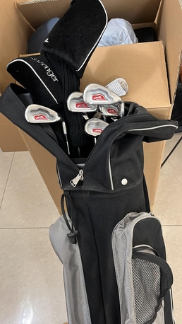 Umm Al Hassam, Sporting Goods, BHD 60,  Golf Kit For Sale