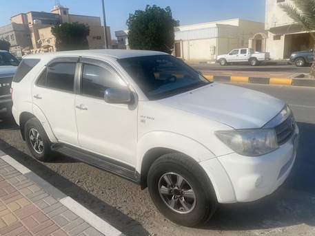 Nairyah, Vehicles, Cars & Trucks , SAR 32000,  Toyota Fortuner,  2011,  Automatic,  382000 KM,