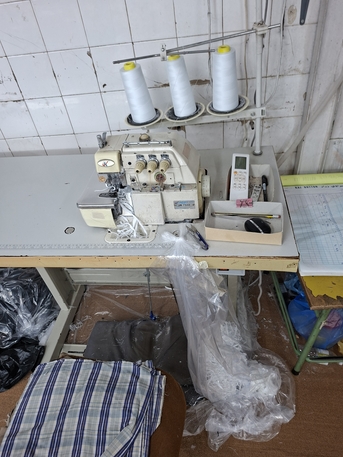Olaya, Jobs, Kanch Batan