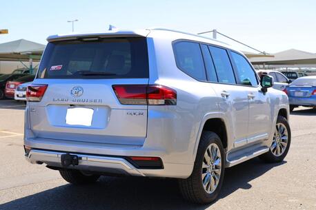 Jeddah, Vehicles, Cars & Trucks , SAR 295000,  Toyota Land Cruiser 2025 GXR-3 L3,  2025,  Automatic,  309 KM,   Mileage: Only Three Hundred Fifty Kilometers