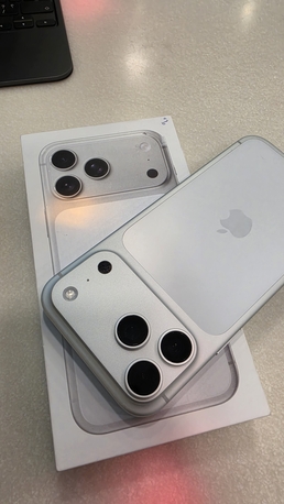Dammam, Mobile Phones, SAR 5600,  IPhone 17 Pro Max Sim