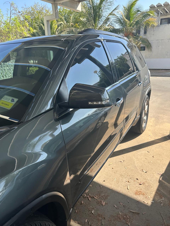 Riyadh, Vehicles, Cars & Trucks , SAR 25000,  Gmc Acadia,  2011,  Automatic,  248000 KM,   FOR SALE