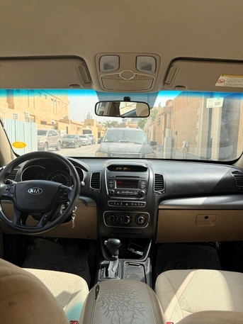 Riyadh, Vehicles, Cars & Trucks , SAR 31000,  Kia Sorento,  2015,  Automatic,  180000 KM,    V6 3.3L