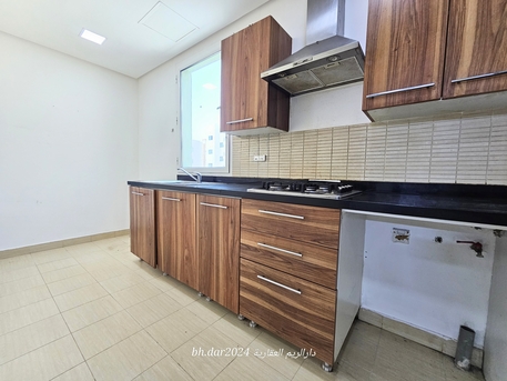 Hidd, Apartments, Flats, Houses & Villas, BHD 170/year,  1 BR,  Al Hidd City/High-end Apartment For Rent With All-electric Air Conditioning