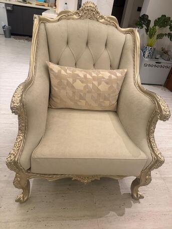 Riyadh, Furniture, SAR 4200,  8-Seater Sofa Set &ndash; Excellent Condition (Barely Used)