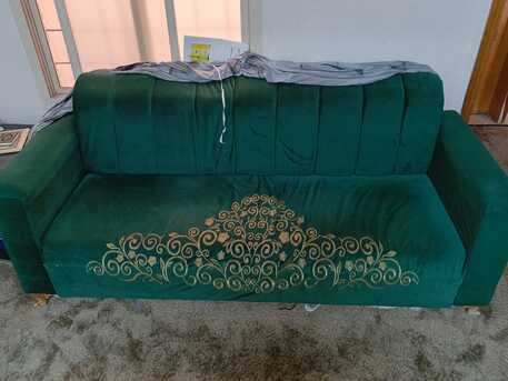 Dammam, Furniture, SAR 150,  Good Condition Sofa For Sale Only 150sar