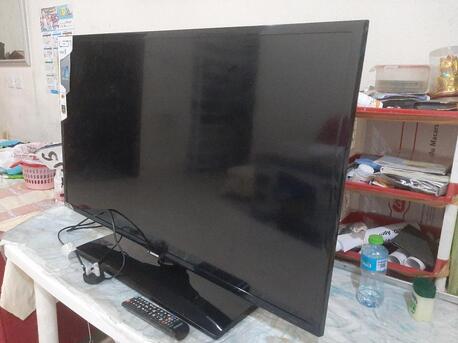 Al Sulaymaniyyah, Appliances, SAR 500,  For SALE "40 Inches TV LED SUMSUNG" SR500 Only
