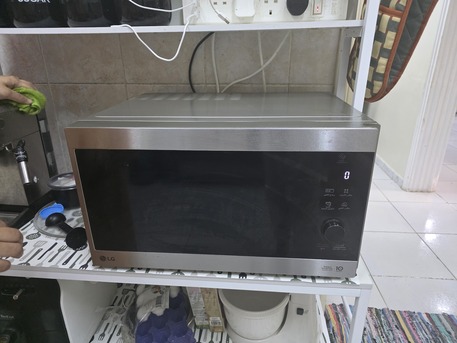 Al Aziziyah, Electronics, SAR 400,  Microwave Oven With Grill LG
