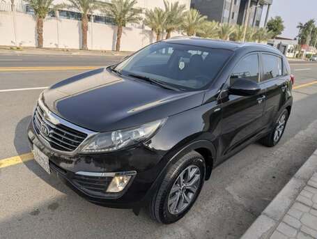 Jeddah, Vehicles, Cars & Trucks , SAR 31500,  Kia Sportage,  2014,  Automatic,  215000 KM,    &ndash; Black Beauty In Excellent Condition