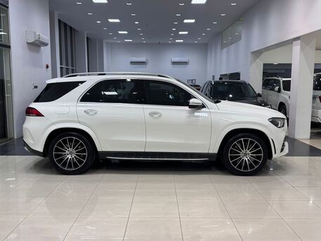 Manama, Vehicles, Cars & Trucks , BHD 22900,  Mercedes-Benz GLE,  2023,  Automatic,  33300 KM,  Mercedes Benz GLE-450 4Matic  (White)