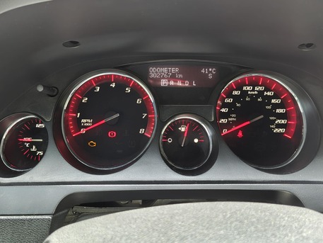 Al Batha, Vehicles, Cars & Trucks , SAR 28000,  Gmc Acadia,  2010,  Automatic,  302767 KM,    For Sale.