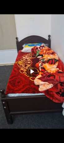 Jeddah, Furniture, SAR 1000,  Queen Size Bed Set With Mattress,2 Single Bed, Dressing Table,side Table,6 Door Wardrobe,