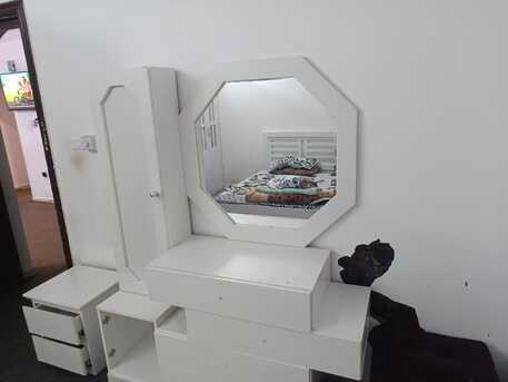Jeddah, Furniture, SAR 1000,  Queen Size Bed Set With Mattress,2 Single Bed, Dressing Table,side Table,6 Door Wardrobe,
