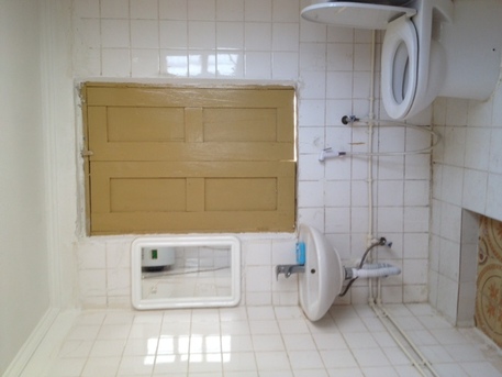 Muharraq, Apartments, Flats, Houses & Villas, BHD 140/month,  2 BR,  80 Sq. Meter,  Flat For Rent In Muharraq-Halah, One Room, Sitting Rm, Kitchen, Bath, With EWA And Two ACs