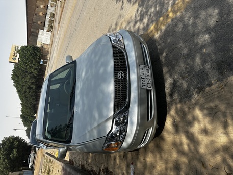 Dammam, Vehicles, Cars & Trucks , SAR 12000,  Toyota Avalon,  2001,  Automatic,  375000 KM,