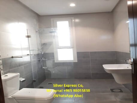 Mangaf, Apartments, Flats, Houses & Villas, KWD 700/month,  3 BR,  500 Sq. Meter,  3 Master Bedroom 500 Meter Villa Floor In Finatees.