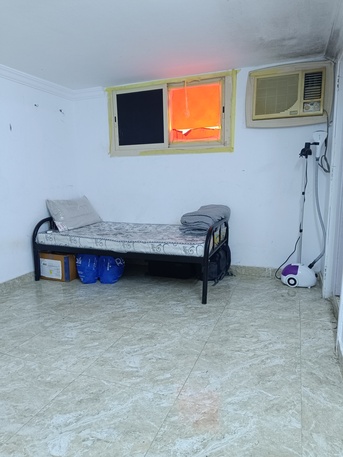Jeddah, Bedspace For Rent, SAR 1200/month,  I Am Offering A Bedspace I Am From India Need A Roommate From Any Country But Neet And Cle