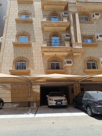 Jeddah, Bedspace For Rent, SAR 1200/month,  I Am Offering A Bedspace I Am From India Need A Roommate From Any Country But Neet And Cle
