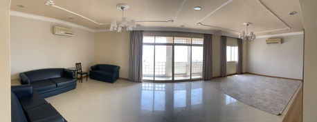 Zinj, Apartments, Flats, Houses & Villas, BHD 450/month,  3 BR,  160 Sq. Meter,  Zinj Area 3 Bedroom Semi Furnished Apartment Available For Rent