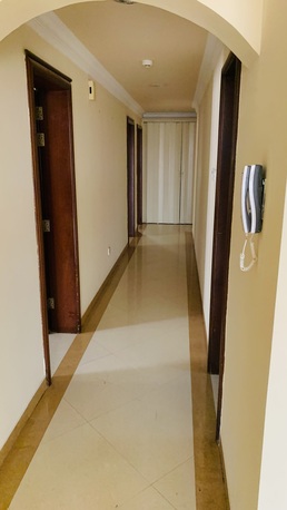 Zinj, Apartments, Flats, Houses & Villas, BHD 450/month,  3 BR,  160 Sq. Meter,  Zinj Area 3 Bedroom Semi Furnished Apartment Available For Rent