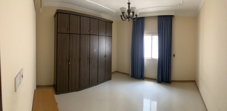 Zinj, Apartments, Flats, Houses & Villas, BHD 450/month,  3 BR,  160 Sq. Meter,  Zinj Area 3 Bedroom Semi Furnished Apartment Available For Rent
