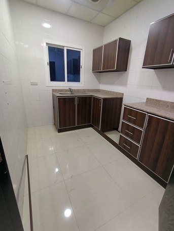Gudaibiya, Apartments, Flats, Houses & Villas, BHD 220/month,  2 BR,  Semi Furnished Spacious 2 Bedroom Flat For Rent In Gudaibiya With Electricity *35529070