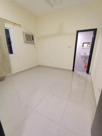 Gudaibiya, Apartments, Flats, Houses & Villas, BHD 220/month,  2 BR,  Semi Furnished Spacious 2 Bedroom Flat For Rent In Gudaibiya With Electricity *35529070