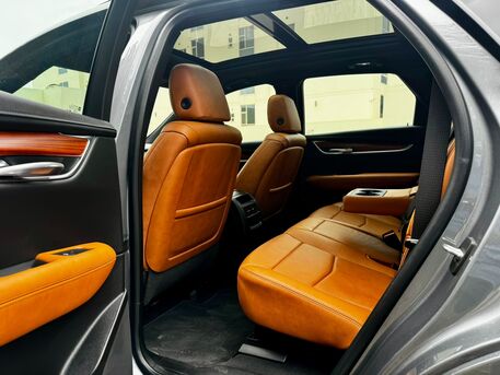 Zinj, Vehicles, Cars & Trucks , BHD 10700,  CADILLACXT5,  2020,  Automatic,  6000 KM,  ZERO ACCIDENT