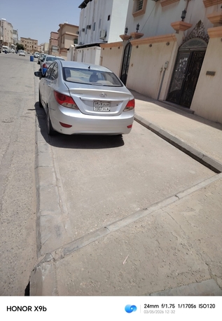 Hofuf, Vehicles, Cars & Trucks , SAR 13500,  Hyundai Accent,  2012,  Manual,  350000 KM,  Hundai Accent For Sale