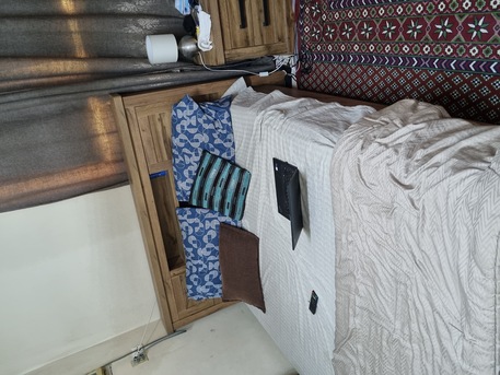 Jubail, Furniture, SAR 1500,  Queen Size Bed With Side Table And Dressing Table