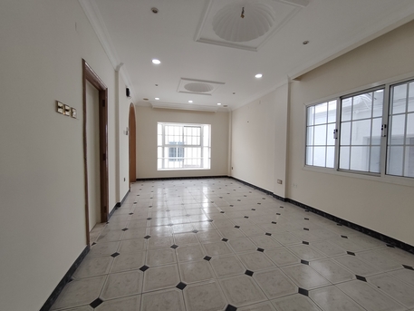 Gudaibiya, Commercial Villas, BHD 1500,  647 Sq. Meter,  Gudaibiya:- 8Bhk Duplex Commercial Villa On Rent With Acs