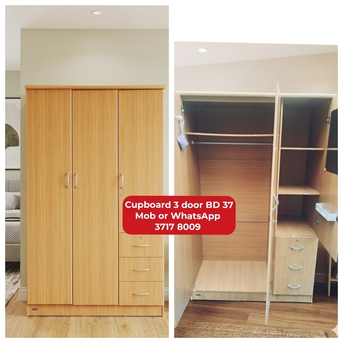 Manama, Furniture, BHD 37,  🌍🌏Cupboard 3 Door In Good Condition For Sale With Delivery