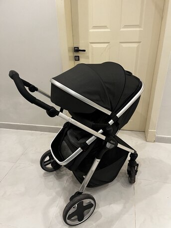 Khobar, Baby & Kid Stuff, SAR 180,  Heavy-Duty Giggles Stroller: Ultra-Durable & Safe, Doubles As A Portable Bed.