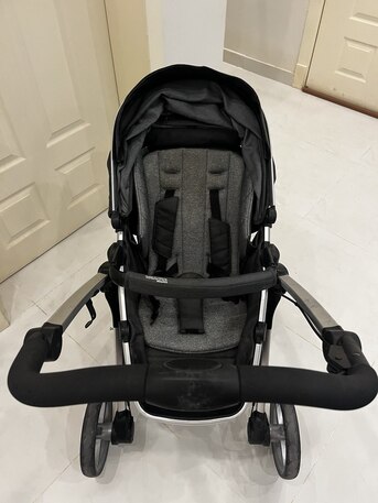 Khobar, Baby & Kid Stuff, SAR 180,  Heavy-Duty Giggles Stroller: Ultra-Durable & Safe, Doubles As A Portable Bed.