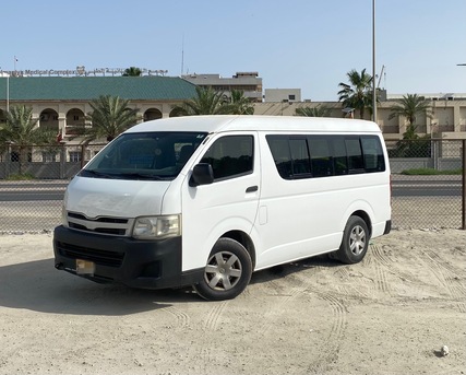 Manama, Vehicles, Cars & Trucks , BHD 3900,  Toyota Hiace Passenger,  2013,  Automatic,  430000 KM,  1 Owner , Good Condition
