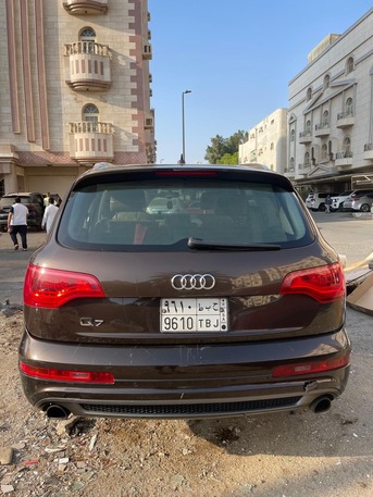 Al Safa, Vehicles, Cars & Trucks , SAR 33000,  Audi Q7 S-Line Quattro &ndash; For Sale (Urgent),  2014,  Automatic,  225084 KM,  Audi Q7 S-Line  | Full Option | 7-Seater | Buy & Drive