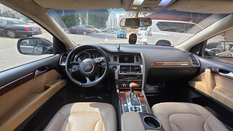 Al Safa, Vehicles, Cars & Trucks , SAR 33000,  Audi Q7 S-Line Quattro &ndash; For Sale (Urgent),  2014,  Automatic,  225084 KM,  Audi Q7 S-Line  | Full Option | 7-Seater | Buy & Drive