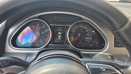 Al Safa, Vehicles, Cars & Trucks , SAR 33000,  Audi Q7 S-Line Quattro &ndash; For Sale (Urgent),  2014,  Automatic,  225084 KM,  Audi Q7 S-Line  | Full Option | 7-Seater | Buy & Drive
