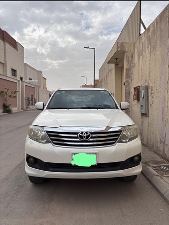 Riyadh, Vehicles, Cars & Trucks , SAR 45000,  Toyota Fortuner,  2013,  Automatic,  335367 KM,  Single Owner Vehicle