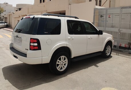 Riyadh, Vehicles, Cars & Trucks , SAR 19000,  Ford Explorer,  2010,  Automatic,  241000 KM,   XLT, , , , Sunroof 4x4 Full Options