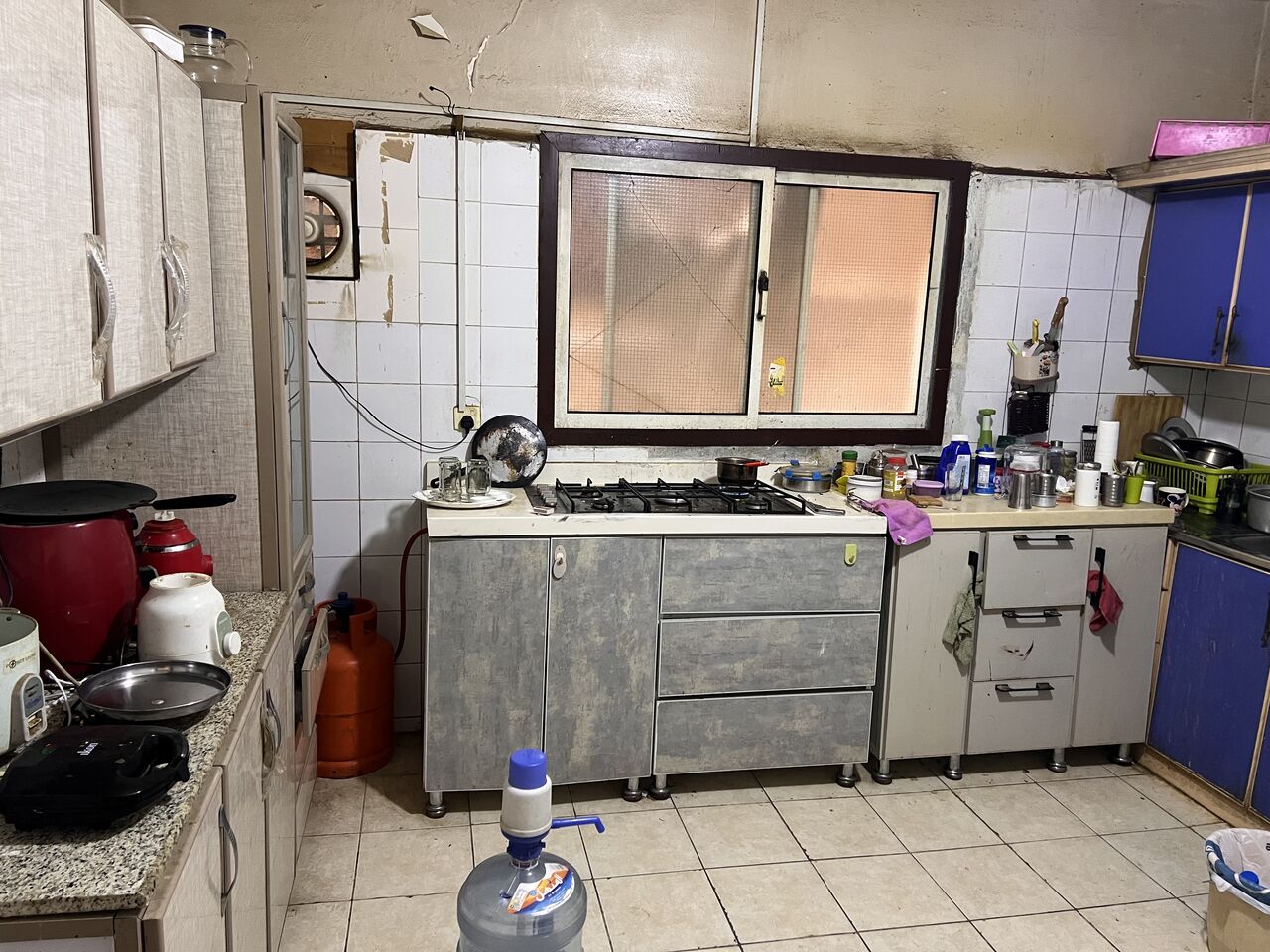 Olaya, Sublets, SAR 1300/month,  1 BR,  Executive Furnished Room Available,  Professionals Only