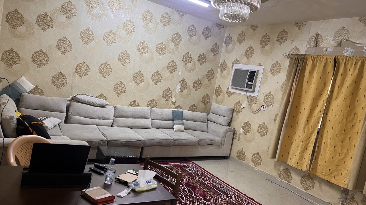 Olaya, Sublets, SAR 1300/month,  1 BR,  Executive Furnished Room Available,  Professionals Only