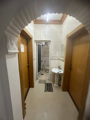 Thuqbah, Rooms for Rent, SAR 700/month,  Furnished,  Spacious Room With AC For Single Executive In Family Building &ndash; 700 SAR