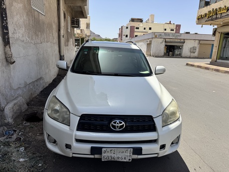Madinah, Vehicles, Cars & Trucks , SAR 25000,  Toyota RAV4,  2009,  Automatic,  600000 KM,  Rav4 For Sale Full Option