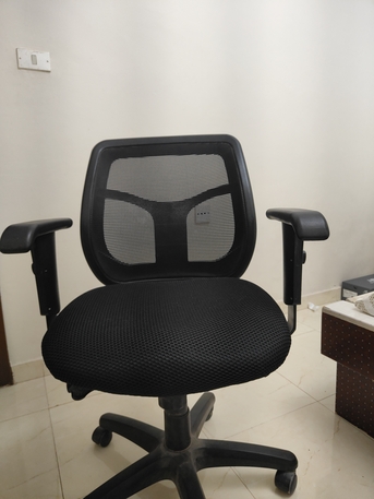 Al Malaz, Furniture, SAR 300,  Computer Table And Chair