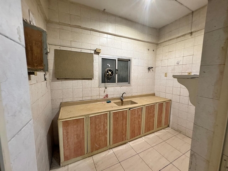 Dammam, Apartments, Flats, Houses & Villas, SAR 13000/year,  2 BR,  Flat Available For Working Profession Bachelor /family