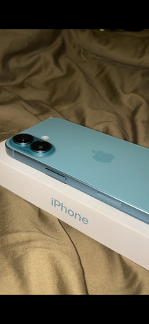 Riyadh, Mobile Phones, SAR 2500,  Iphone 16 128gb Teal