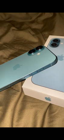 Riyadh, Mobile Phones, SAR 2500,  Iphone 16 128gb Teal