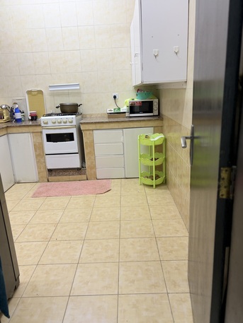 Budaiya, Rooms for Rent, BHD 50/month,  Furnished,  Room Available Only For Muslim Girls In 2bhk Flat Furnished Kitchen Separate Washroom Hall
