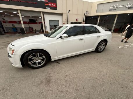 Riyadh, Vehicles, Cars & Trucks , SAR 34000,  Chrysler 300C,  2014,  Automatic,  270000 KM,